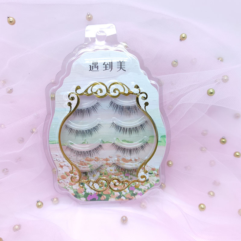 3D Faux Mink Lashes 4 Pairs selge riba volüümiga sünteetilisi ripsmeid